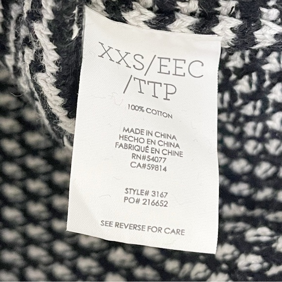 CABI Women’s Fergie Turtleneck Split Sweater - XXS - Picture 5 of 9